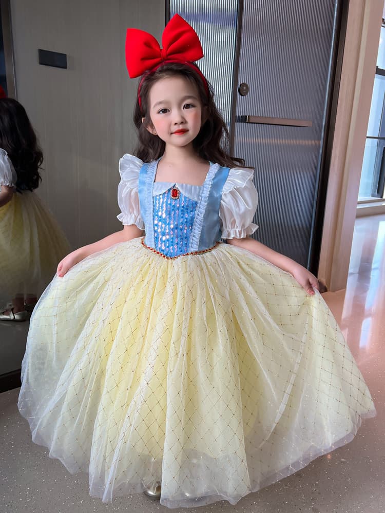 ピアノ発表会 結婚式用 子どもドレス ディズニー おとぎ話のパフスリーブ 白雪姫風プリンセスドレス