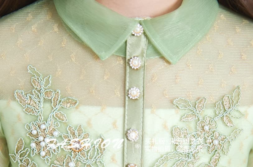 ピアノ発表会ドレス 女の子 シアー素材に胸元と袖の刺繍が魅力 プリンセス風 子供ドレス