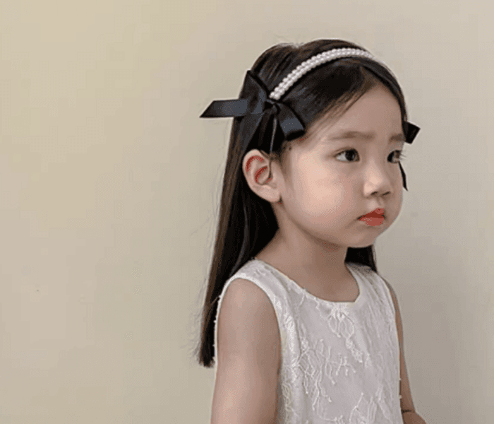 子ども服 サテンリボン・ビジュー付き子ども アクセサリー