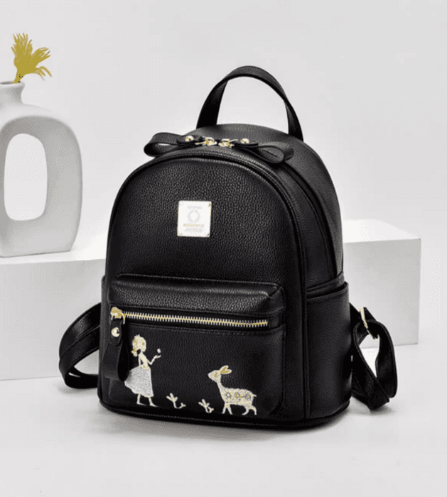 子ども服 刺繍飾り入り子どもリュック レザースタイル