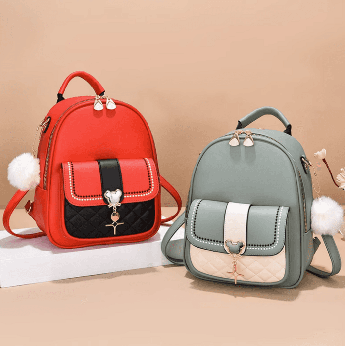 子ども服 子どもリュック チャーム付きレザーバッグ