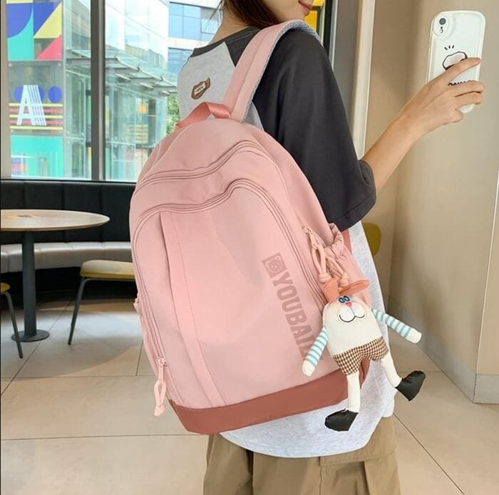 子ども服 子どもロゴがブルジップリュック
