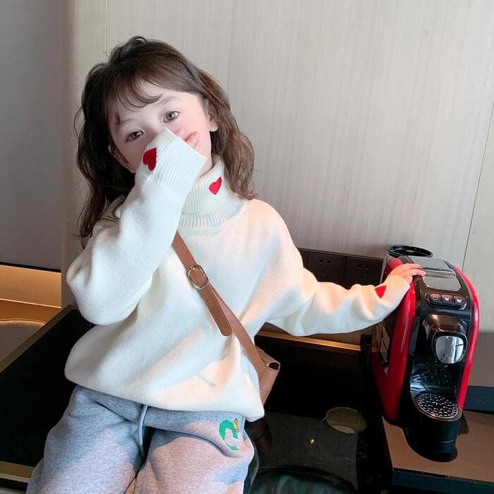 子ども服 子どもハートタートルネックニット