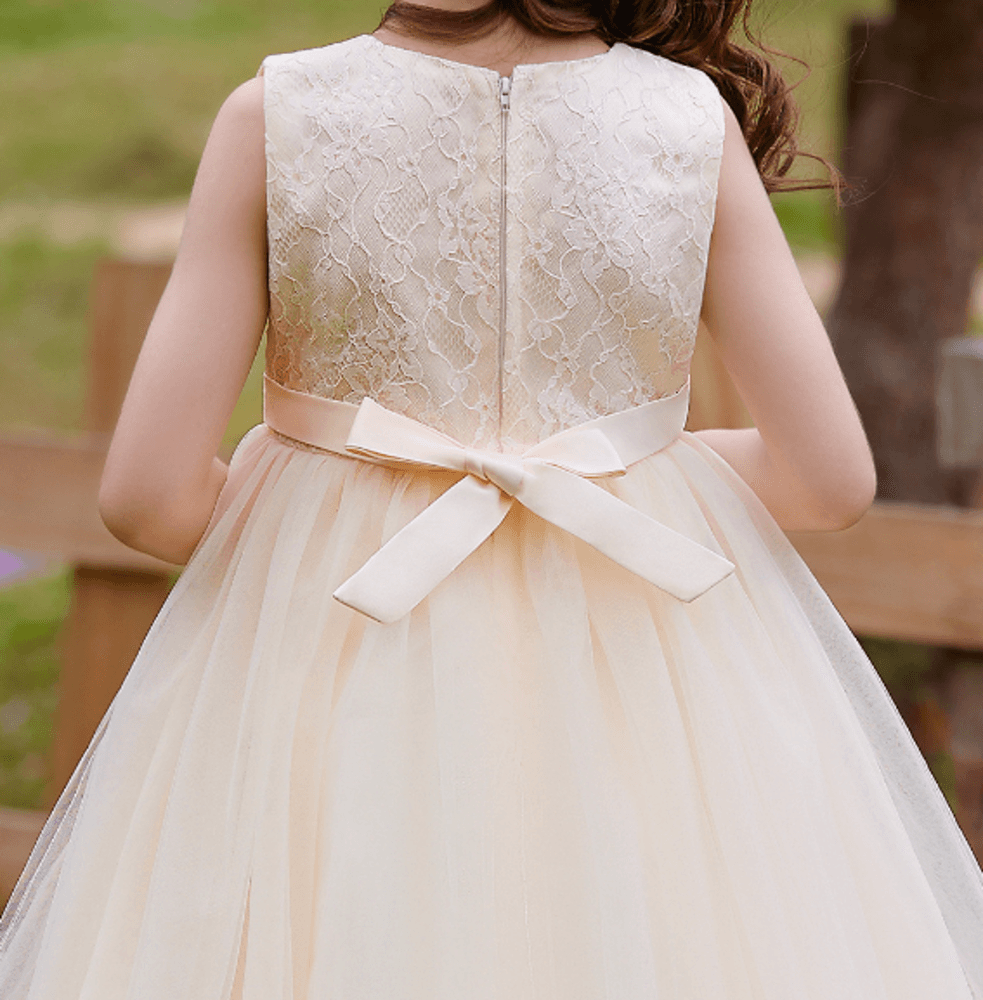 ピアノ発表会 結婚式用 子どもドレス ティアラ合わせピッタリのふんわりドレス