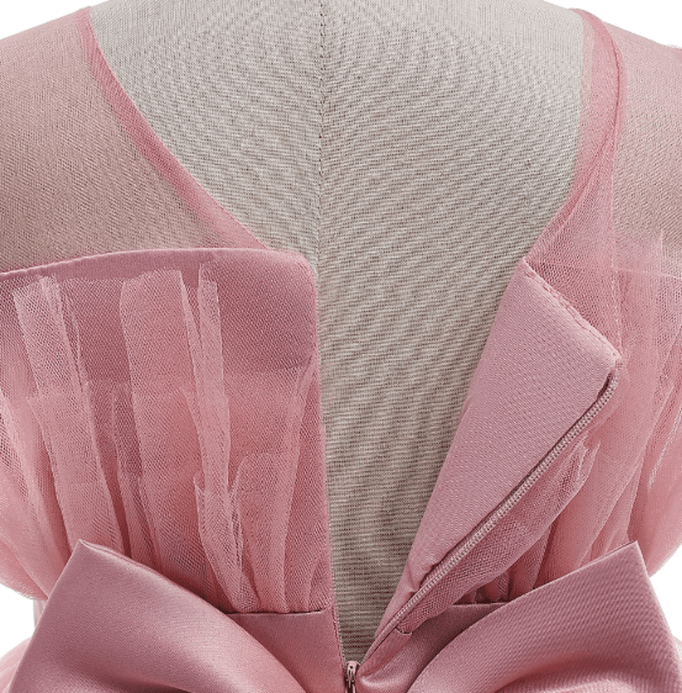 ピアノ発表会 結婚式用 子どもドレス 段フリルが目を惹くクラシカルなドレス