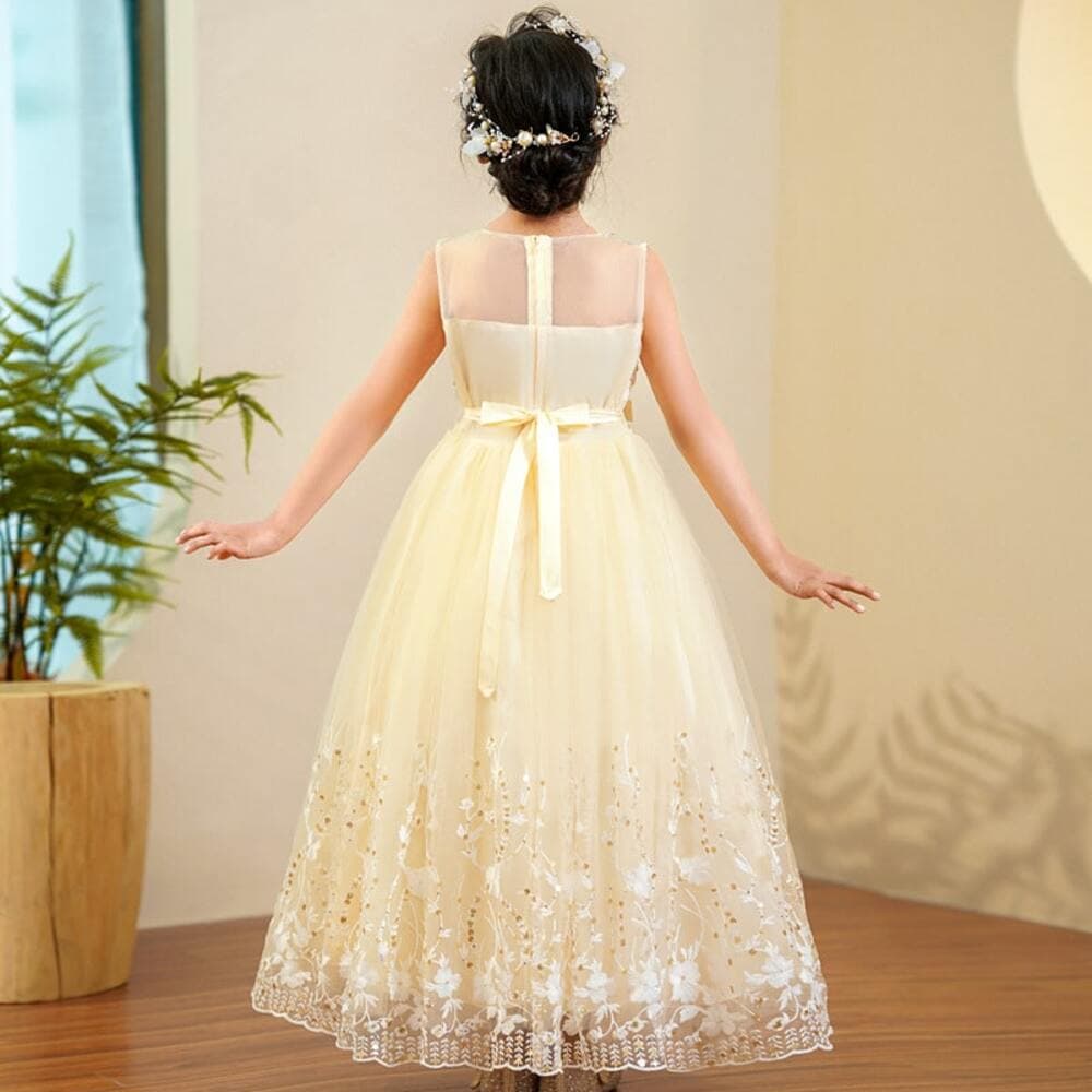 ピアノ発表会 結婚式用 子どもドレス ホワイトカラー ゴージャス ドレス