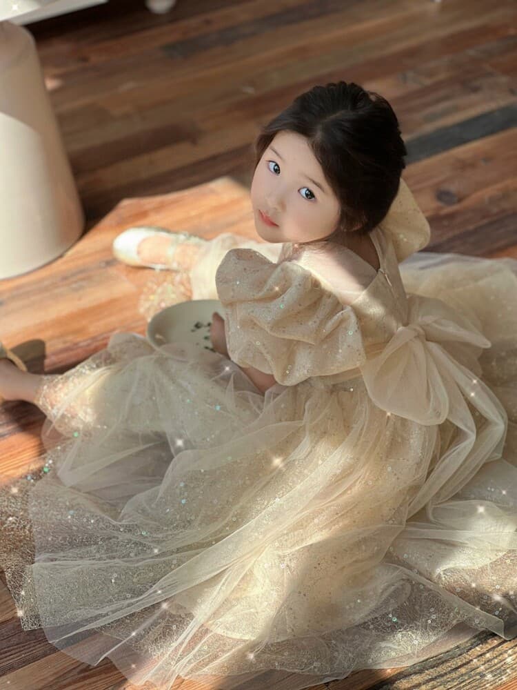 ピアノ発表会 結婚式用 子どもドレス ベージュパフスリーブキッズドレス