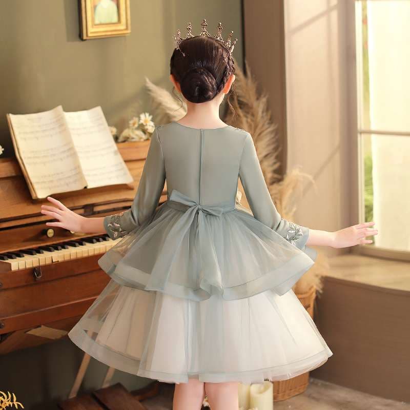 キッズドレス 花柄刺繍入りティアードチュールドレス